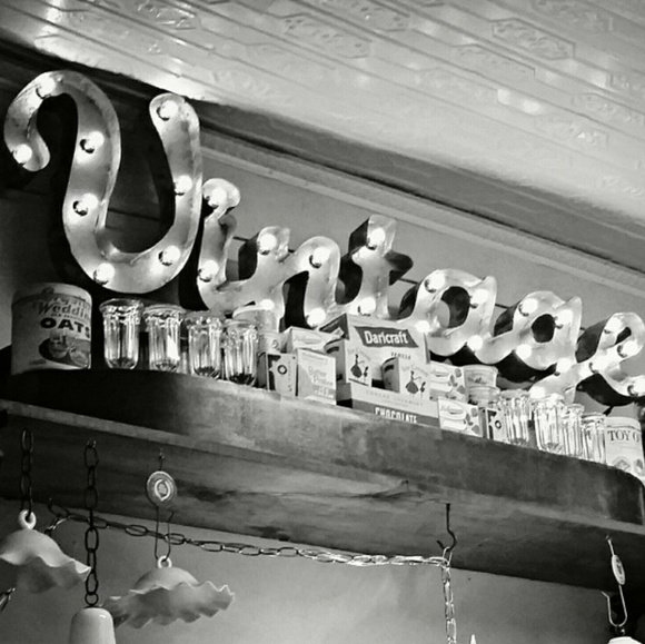 Meet your Posher, Hailey - Picture 5 of 8